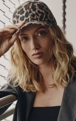 Markberg Shade LEO lippis