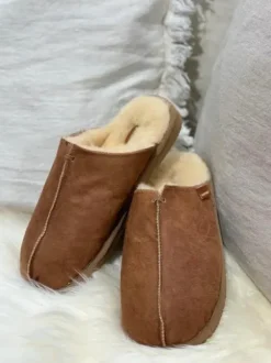 Shepherd of Sweden - Hugo tohvelit miehille, antique