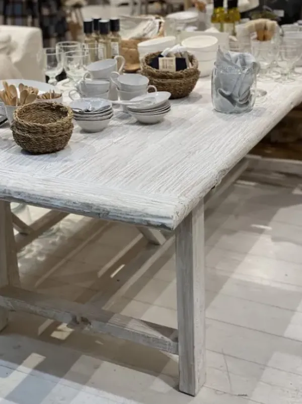 Snowdrops Copenhagen - ruokapöytä suorilla jaloilla 240cm #660, off white