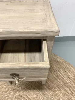 Snowdrops Copenhagen – yöpöytä #857, vaalea natural