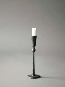 Tell Me More - Boule kynttilänjalka, musta M