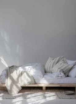 Tell Me More - Holte tyynynpäällinen 60x60, sand