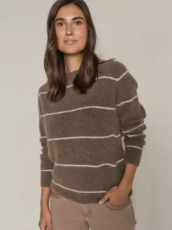 Mos Mosh Thora raitaneule, pine bark