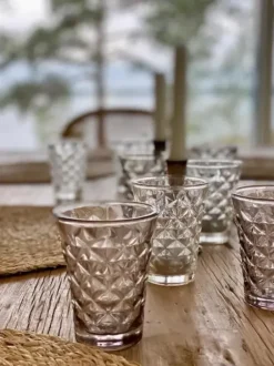 Tine K Home - Facet tuikkulasi, sand