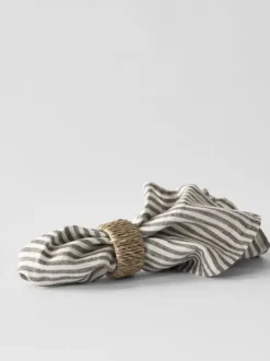 Tuias - Keraaminen leipälautanen, valkoinen