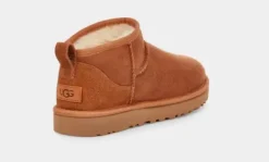 UGG - Classic ultra mini, kastanja