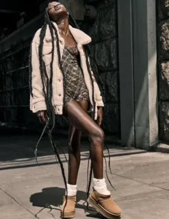 UGG - Classic ultra mini platform, chestnut