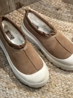 UGG - Tasman miesten Weather Hyb, chestnut/whitecap