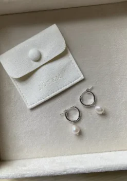 Joyem Venice Pearl Hoop korvakorut, hopea