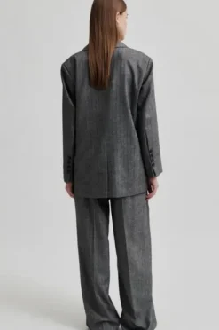 Second Female Waleria bleiseri, black