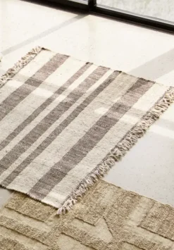 Tine K Home Warm Rug villamatto 140x200, mocca