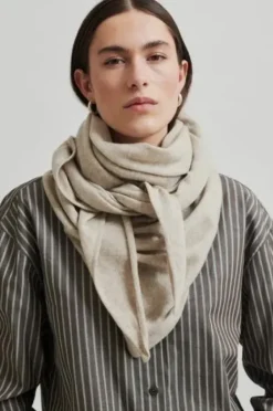 Second Female Warming neulehuivi, brazilian sand