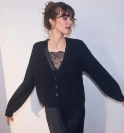 Mos Mosh Wynter neuletakki 100% villaa, black